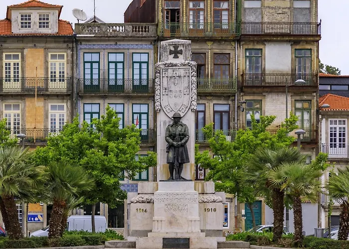 Clerigos - Ferradores Appartement *